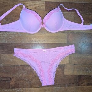 Primark pink bra & panty set